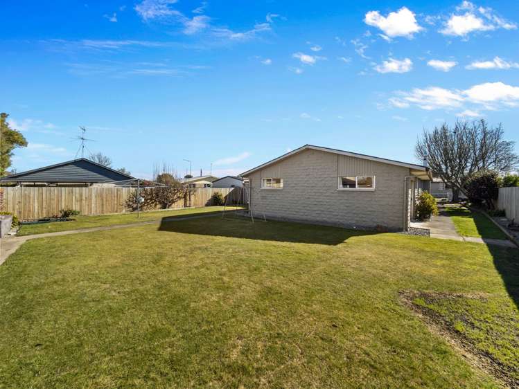 7 Glassey Drive Allenton_18
