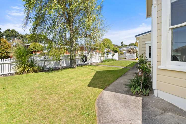 4 Handley Place Glen Avon_29