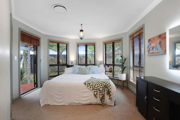 54 Roy Maloney Drive Henderson_15