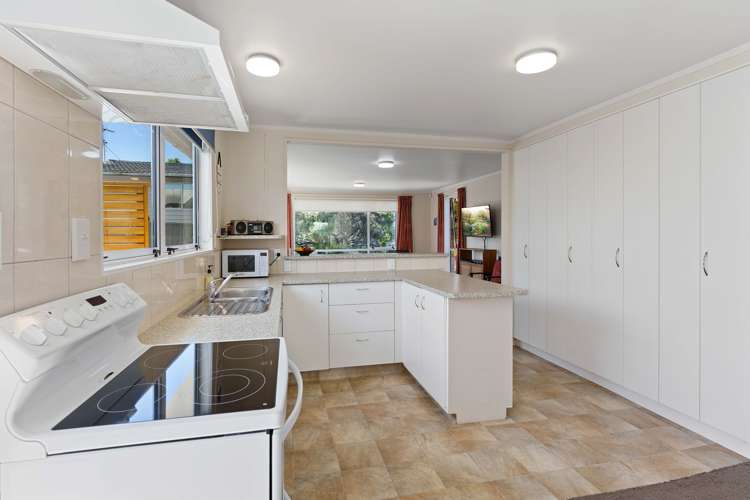 2/197 Matai Road Raumati Beach_8