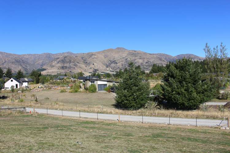 14A Sam John Place Lake Hawea_8