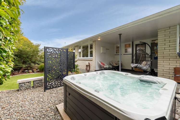 44 Holdsworth Avenue Trentham_14