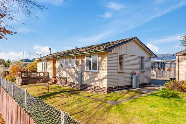 27 Te Rangitautahanga Road Turangi_1