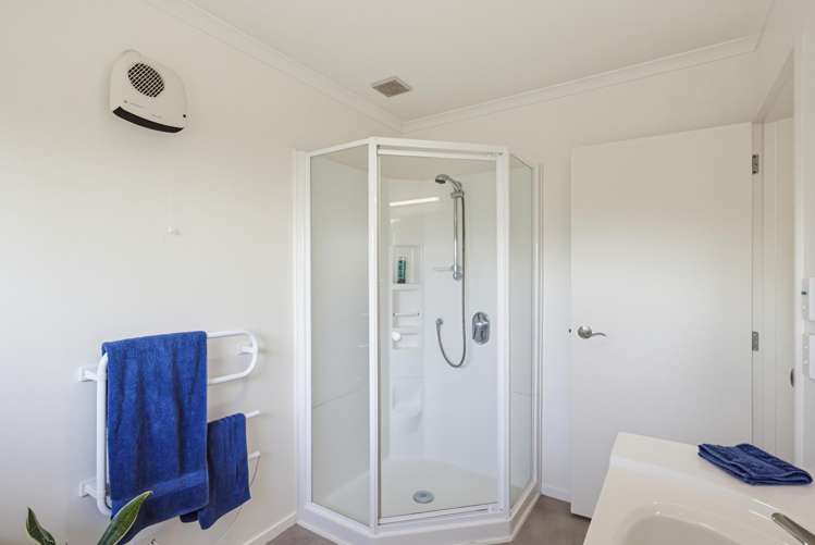 77 Weggery Drive Waikanae Beach_32