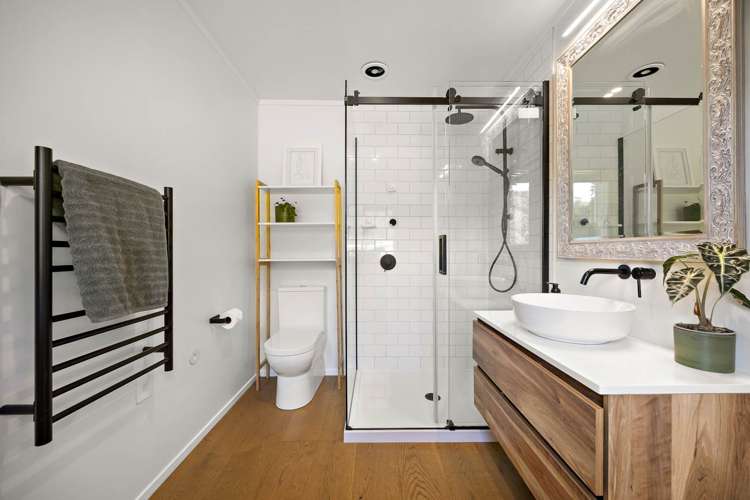 315 Muriwai Road Waimauku_22