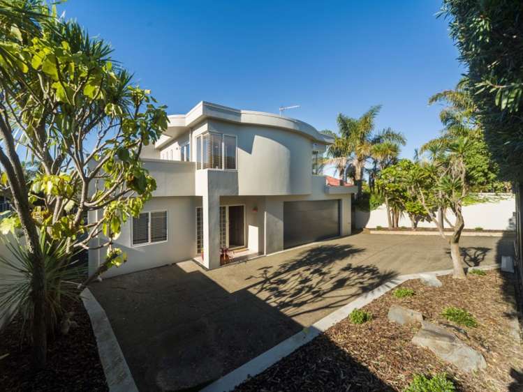 31 Churchill Road Murrays Bay_4