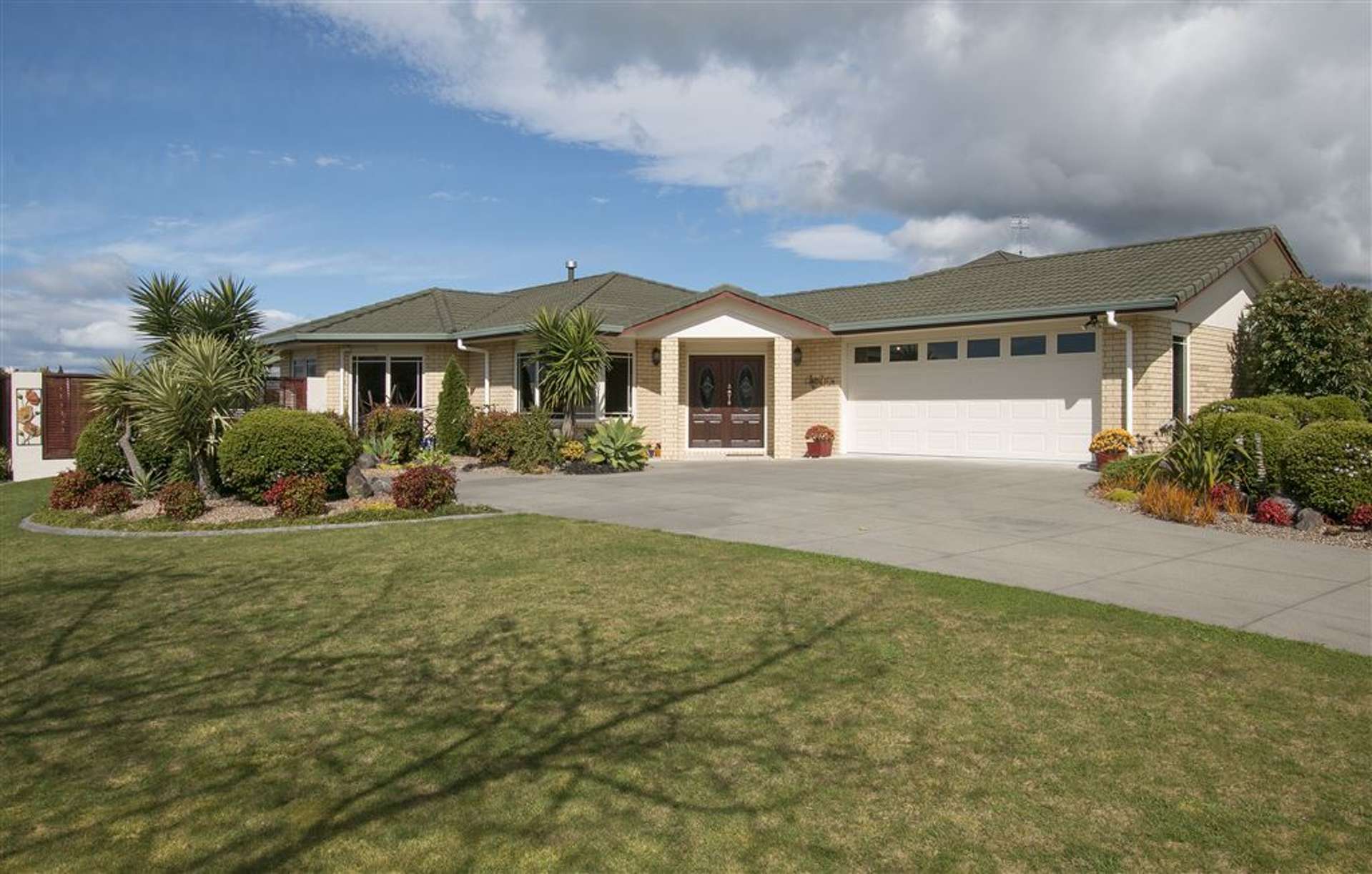 31 Highfields Drive Katikati Western Bay Of Plenty Houses for Sale One Roof
