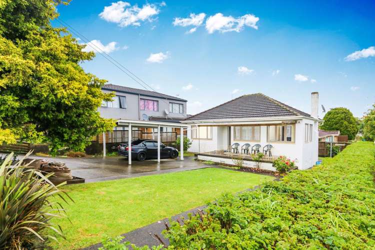 43 Rogan Street Mount Roskill_16