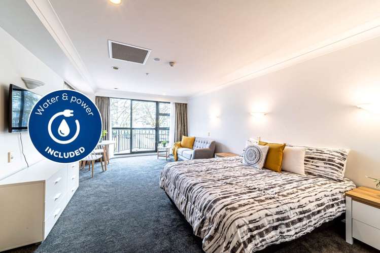 102/100 Greys Avenue_0