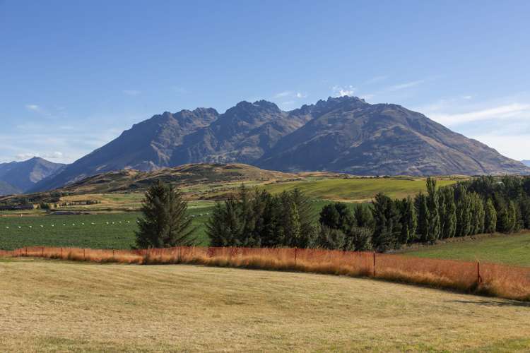 19 Cunninghams Drive Jacks Point_11