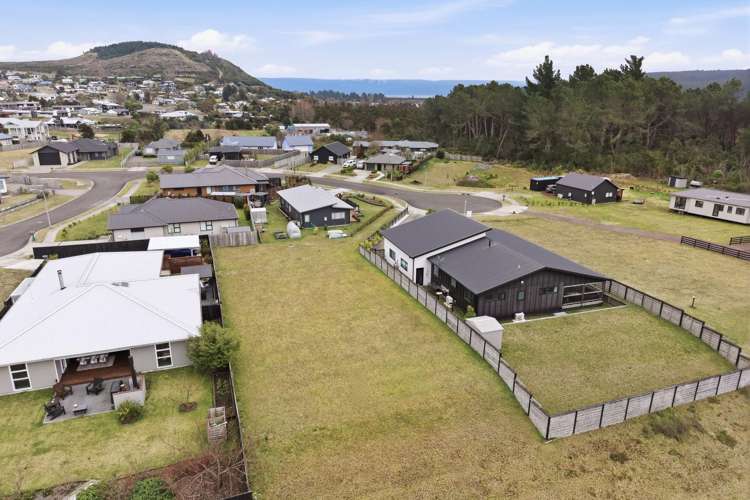 12 Komahimahi Way Motuoapa_10