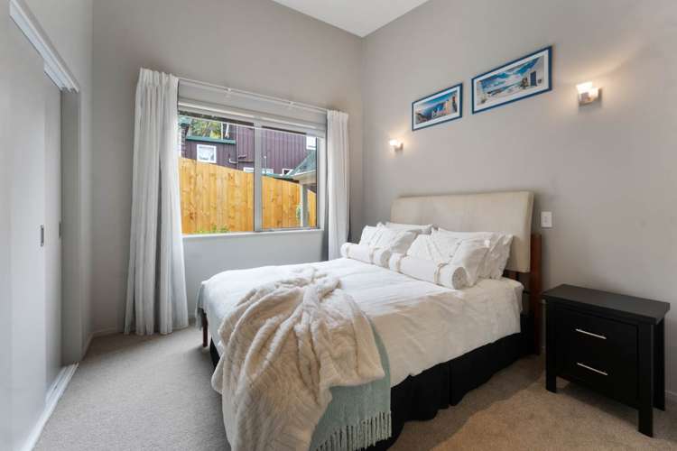 2/15 Beatrice Avenue Hillcrest_13