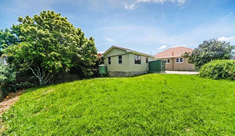 8 Renton Road Mount Albert_3