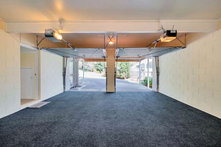 9 Bamfield Place Hillsborough_16