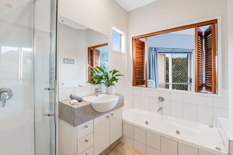 19 Trimaran Drive Gulf Harbour_15