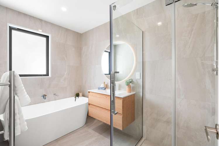 15 Samantha Lawry Road Wigram_11