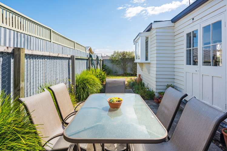10 Brian Bary Street Redwoodtown_19