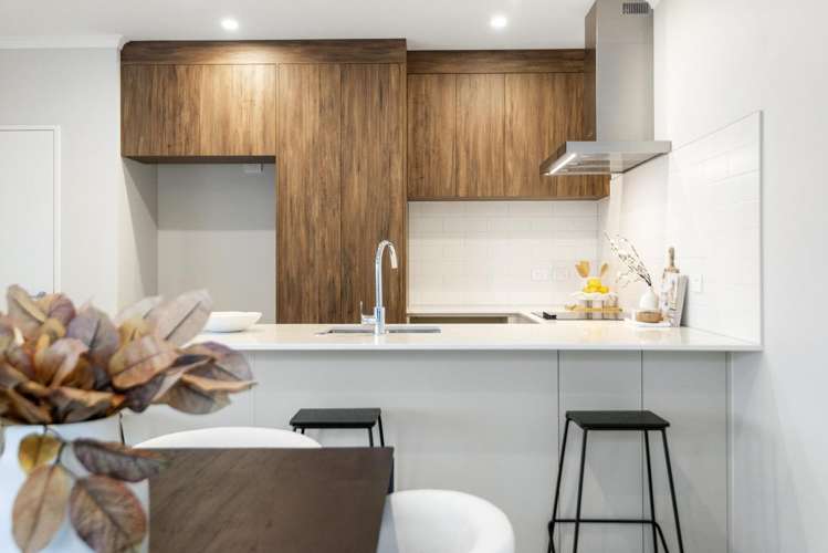 8/7 Parapara Place Albany_2