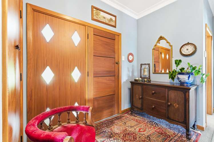 21 Riverbank Road Okoia_7