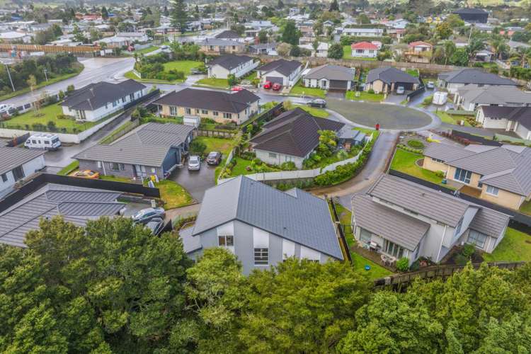 14 Rolling Stone Rise Tikipunga_14