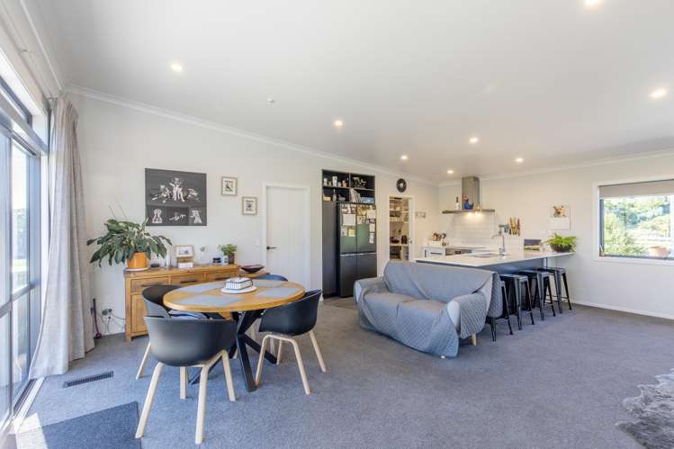 81 Kyle Road Waipukurau_9