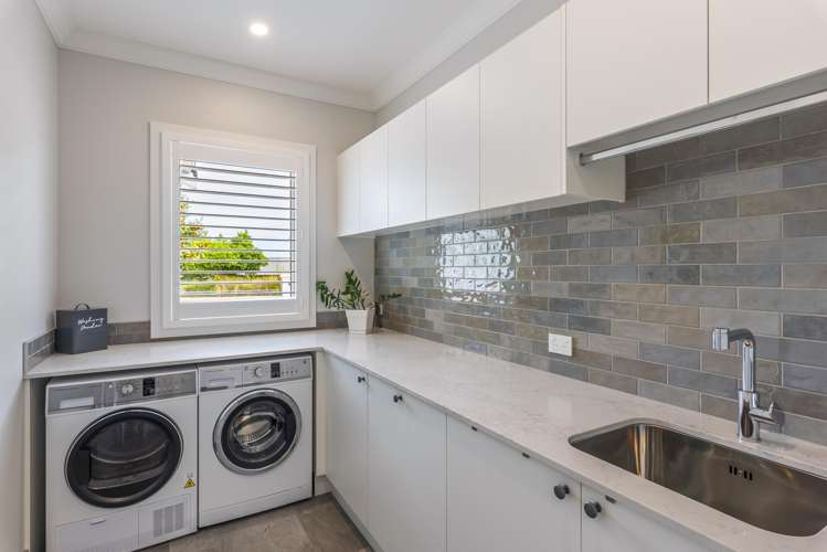 7 Lamont Place Waikanae_25