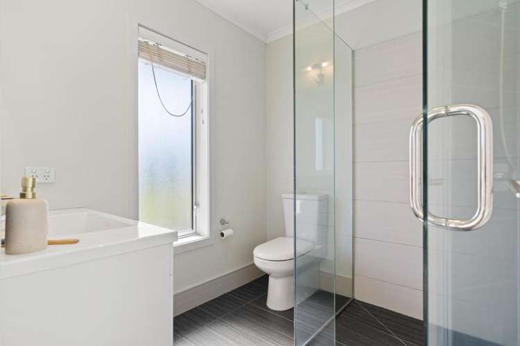4 Camellia Lane Carterton_14