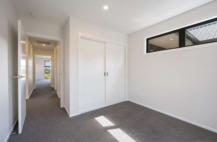 8 Paton Road Richmond_17