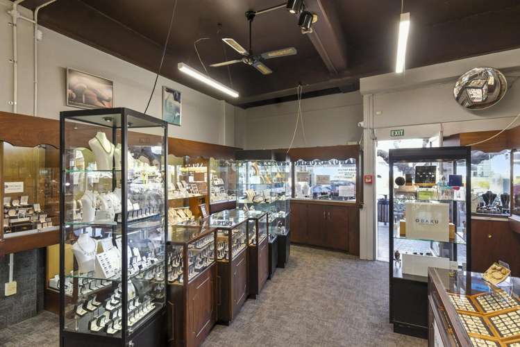 167-169 Oxford Street Levin_23