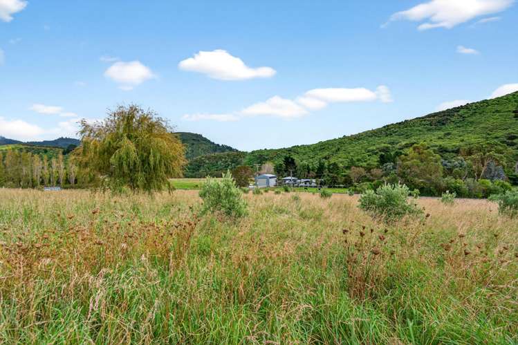 5528 Masterton Castlepoint Road Castlepoint_30