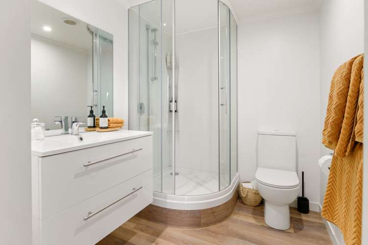 1044 River Road Queenwood_40