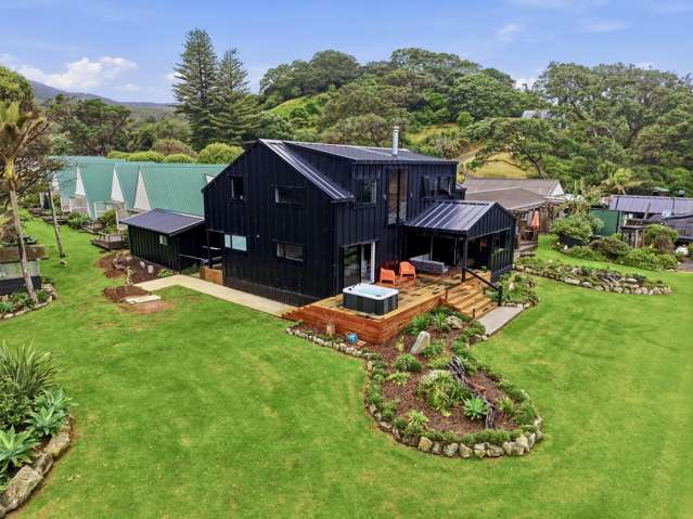5 and 11 Mulberry Grove Road Great Barrier Island_2