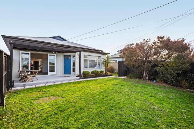 2 Wildberry Street Woolston_26