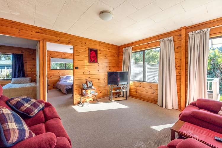 1 Ocean Road Surfdale_12