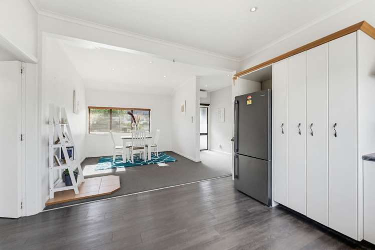 18 Marchwiel Street_5