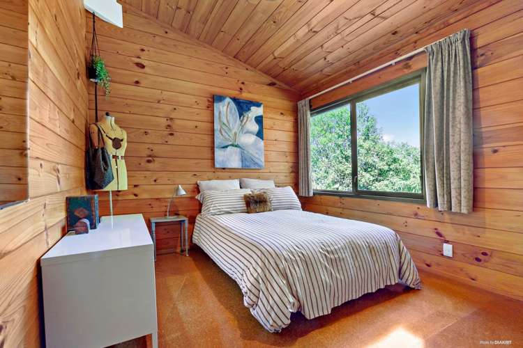 44a Aldersgate Road Hillsborough_14