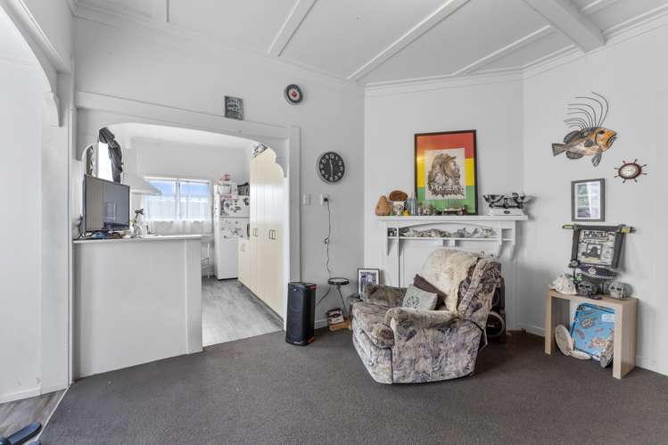 8 Holyoake Street Wanganui East_3