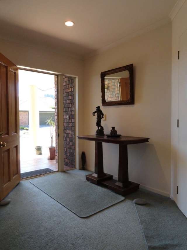 16 Orpington Place Stoke_3