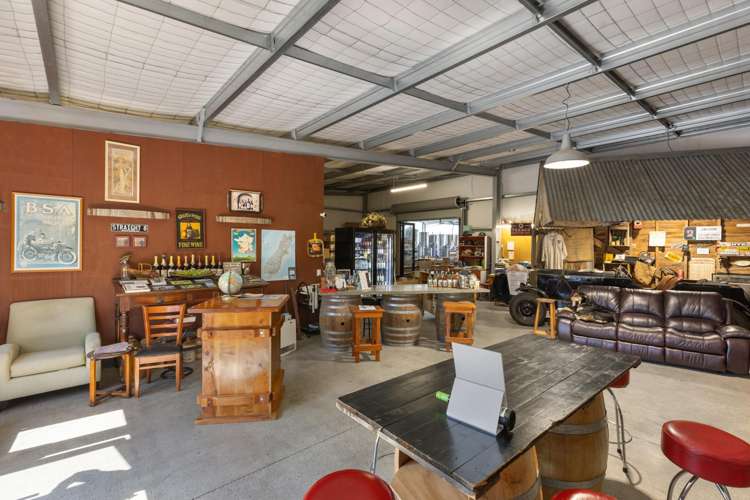 2321 Main South Road Burnham_15