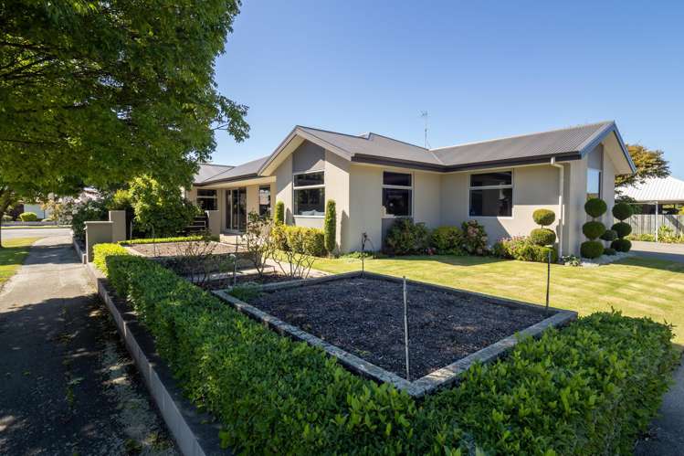 1 Beauvais Place Allenton_19