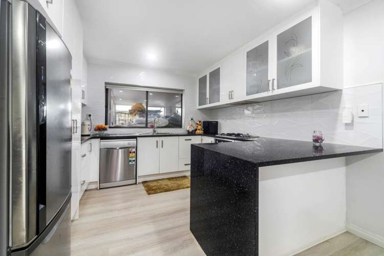 12 Glenveagh Park Drive Manurewa_5