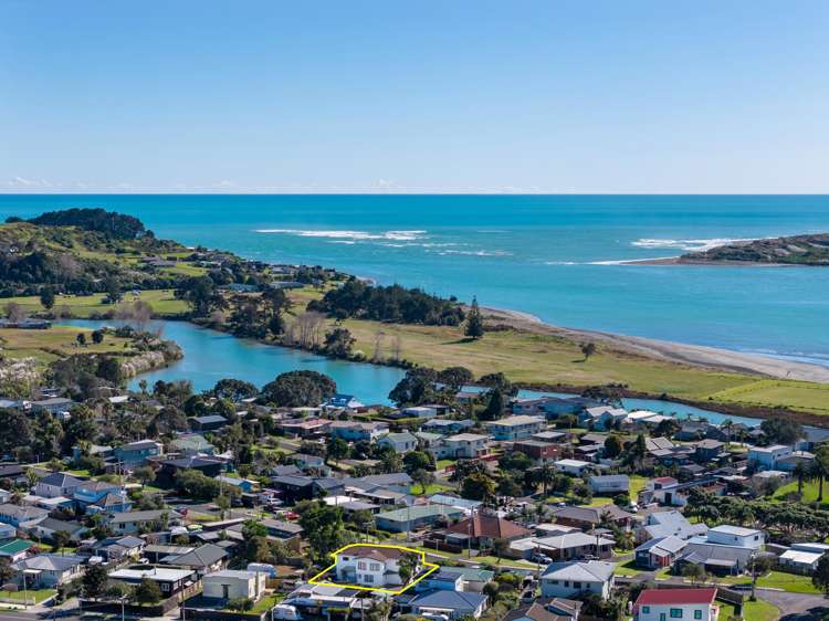 6 Uenuku Avenue Raglan_32