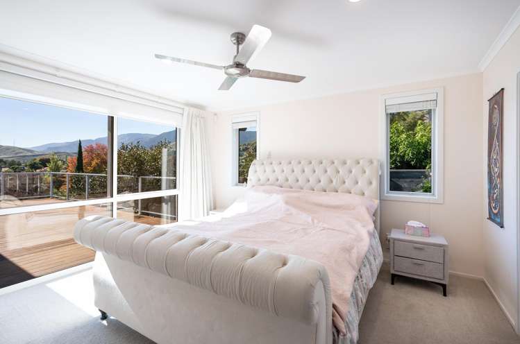 3 Kelly Way Richmond_14