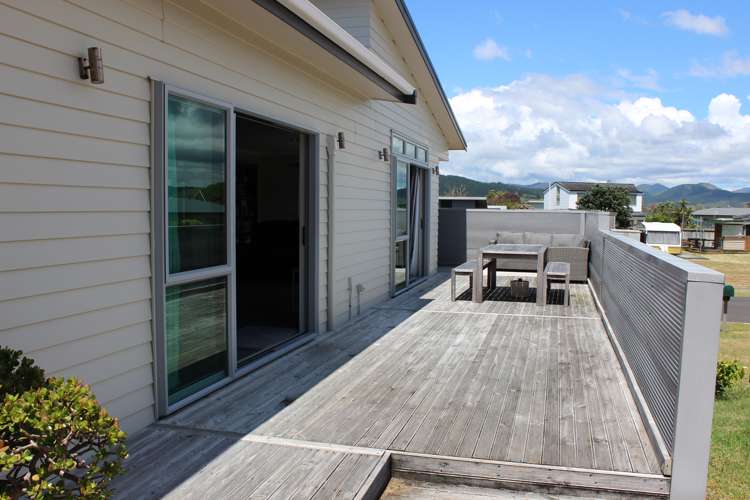 153 The Fairway Matarangi_11