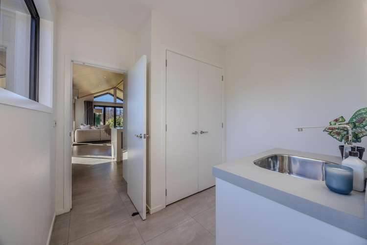 6 Hidden Hills Drive Wanaka_14