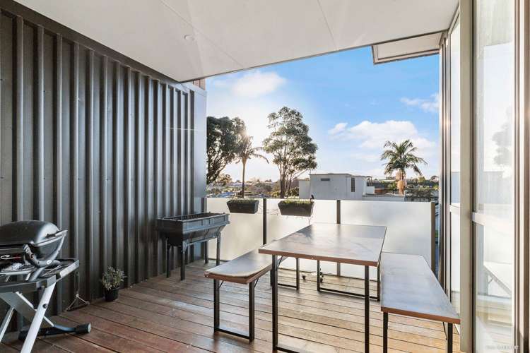 42 Regent Street Devonport_7