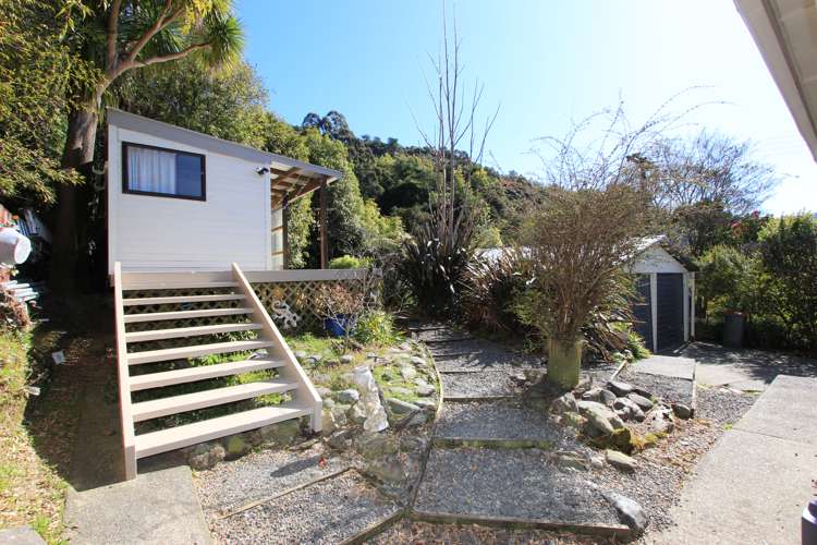 21 Main Road Havelock_12