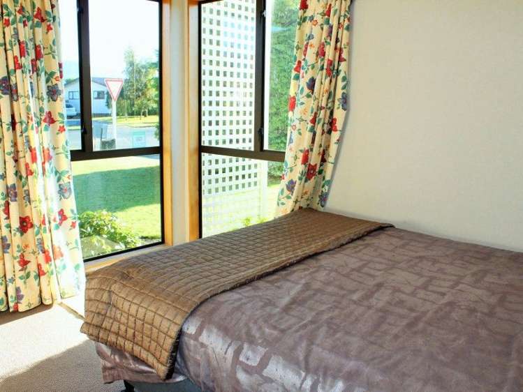 6b Bowen Street Te Anau_4