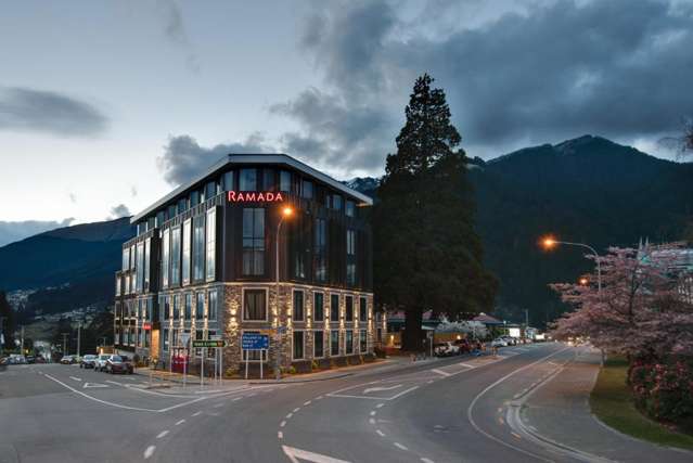402/24 Frankton Road Queenstown_3