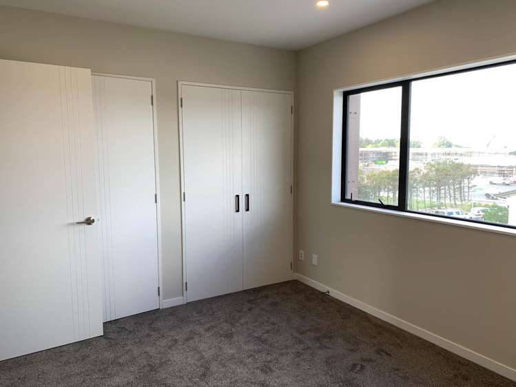 42 Willowherb Lane Hobsonville_4